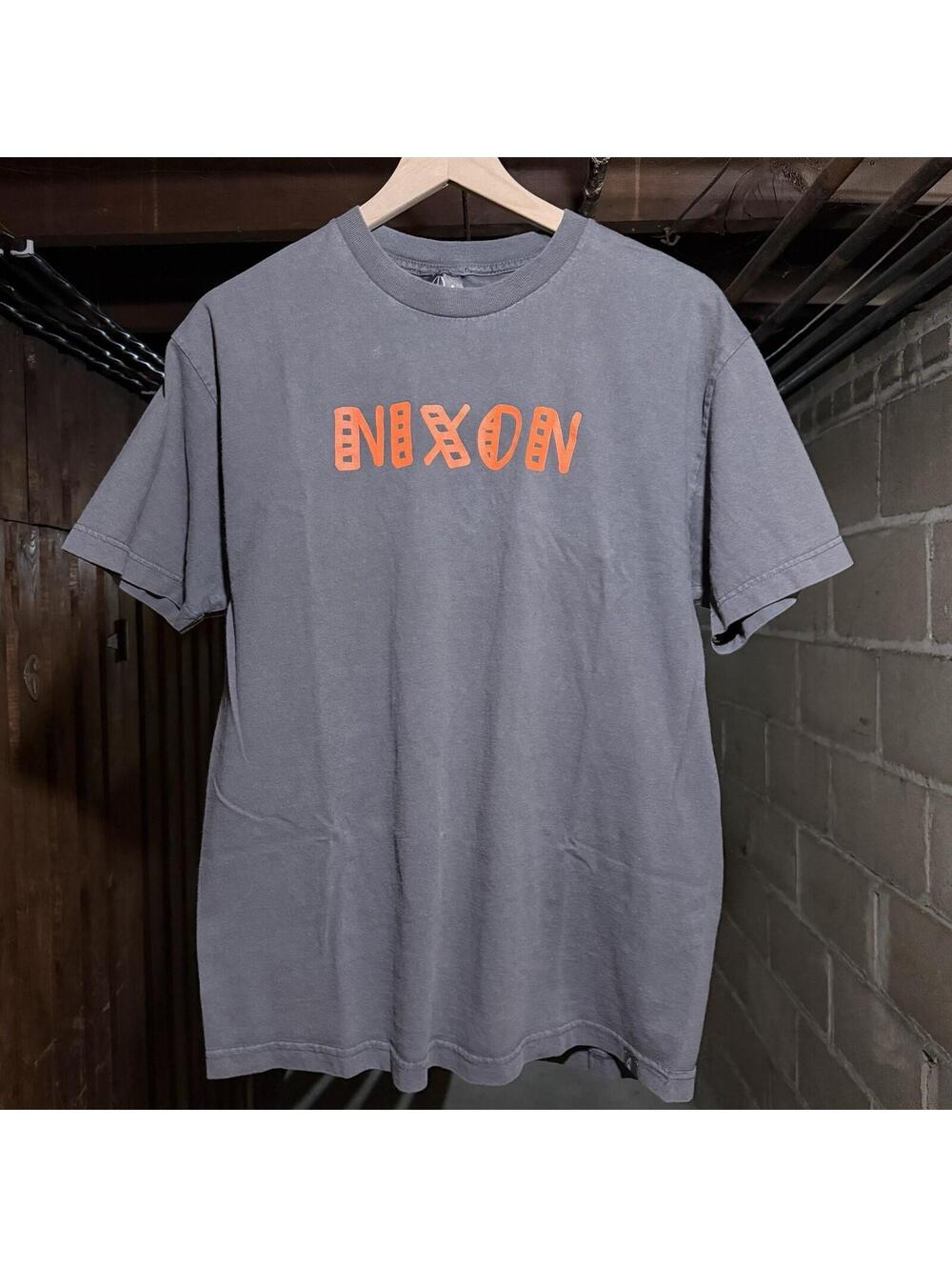 Vintage Nixon Graphic T Shirt Mens Large Gray Orange Logo Skate Surf Tee 90s Y2K